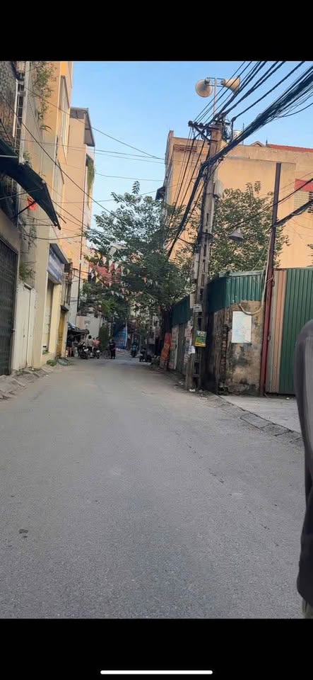 Nhà 3 tầng mới xây, 30m2, 4 phòng ngủ, Vĩnh Hưng, Hoàng Mai, giá hơn 3 tỷ