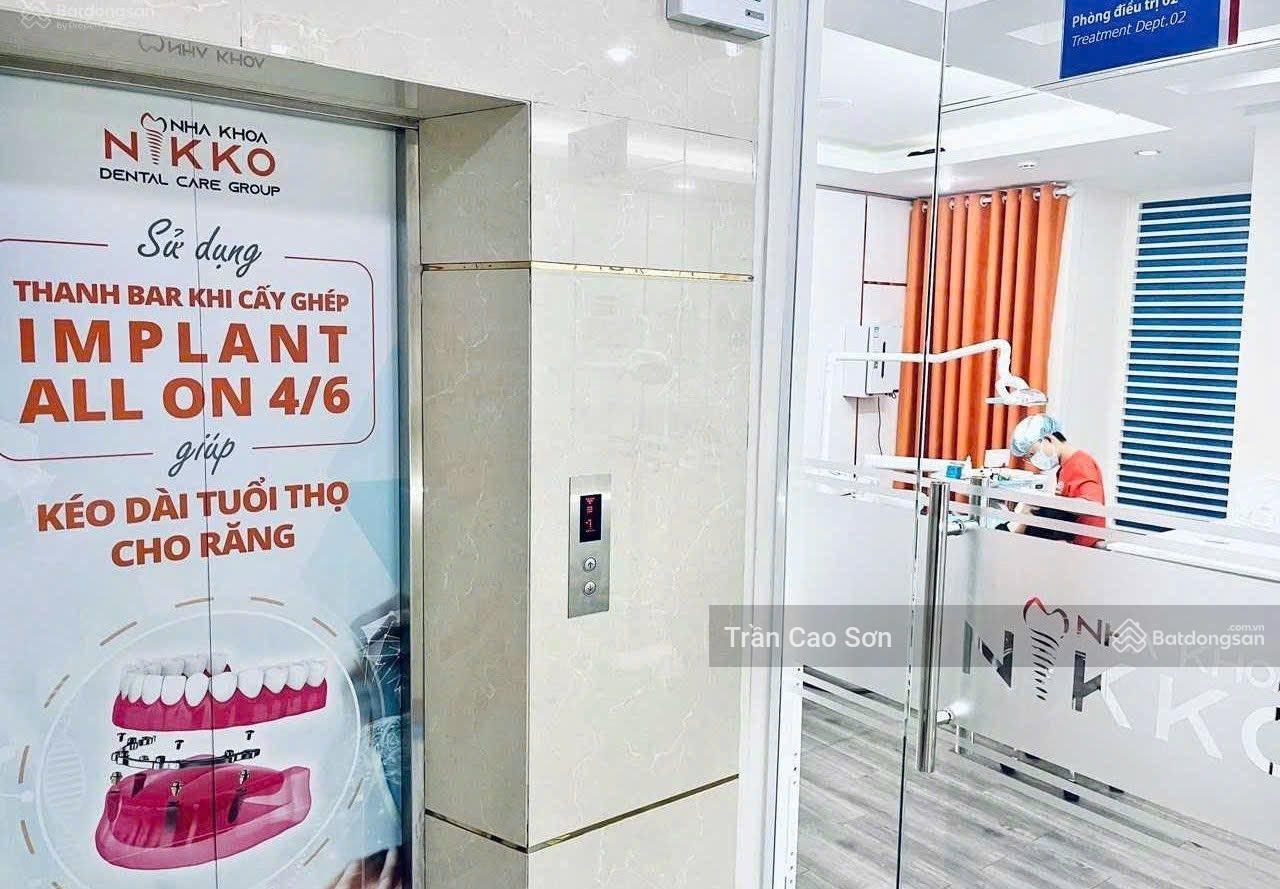 Cho thuê nhà 179 Đường 3/2, Quận 10. DT: 8x8m - 5 tầng thang máy. Giá 65tr/tháng LH 0908569794 Sơn