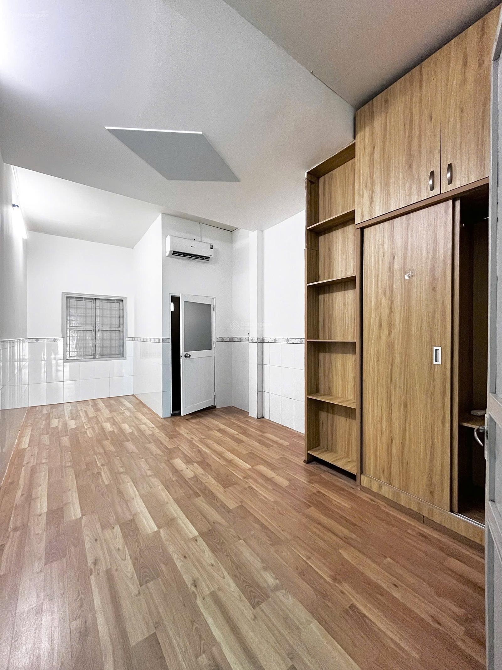 Cho thuê nhà nguyên căn 80m2, làm văn phòng hoặc kho, Nguyên Hồng, P1, Gò Vấp giáp Bình Thạnh