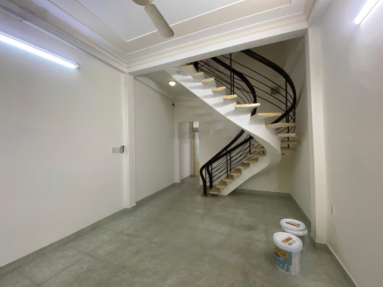 Nhà chính chủ tại Bàu Cát 6, 23 triệu, 72m2, 4PN, 3WC, Tân Bình, có HHMG