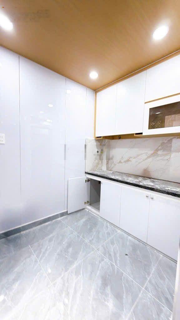 Nhà mới 4 tầng hàng mini Q4 giá chỉ 1 tỷ 99