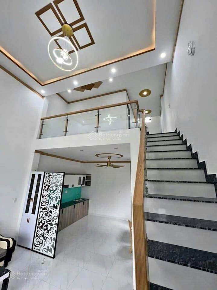 Nhà chính chủ - sổ hồng riêng - hẻm oto - ngay lê đình cẩn - giá 1 tỷ 760