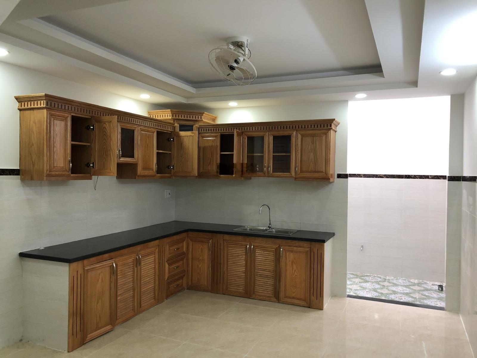 Nhà đẹp , mới cho thuê nguyên căn dài hạn vào ở ngay