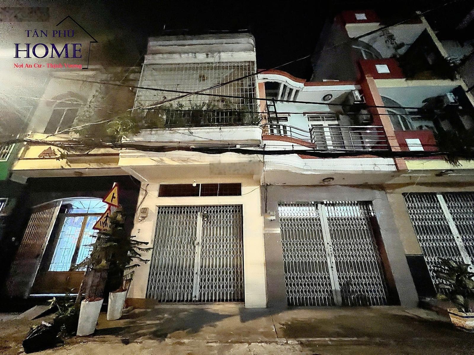 Chính chủ hẻm 8m KD công viên thông Tân Sơn Nhì, 4 x 17m, 2.5 tấm, 2PN + 3WC + sân thượng