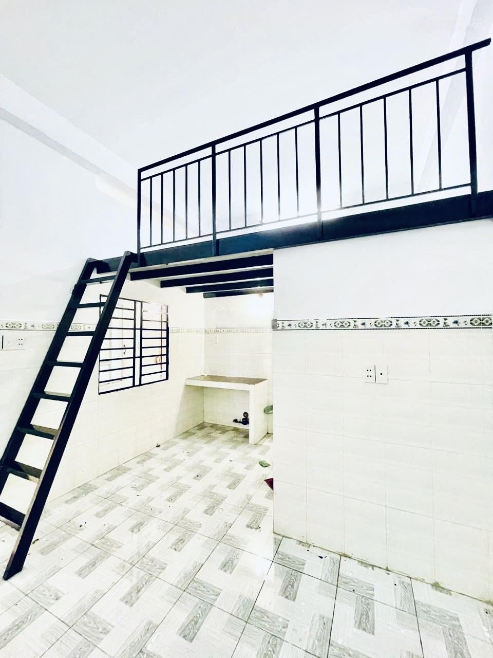 Phòng cho thuê giá rẻ ở quận 8, ngay chợ Bình Điền