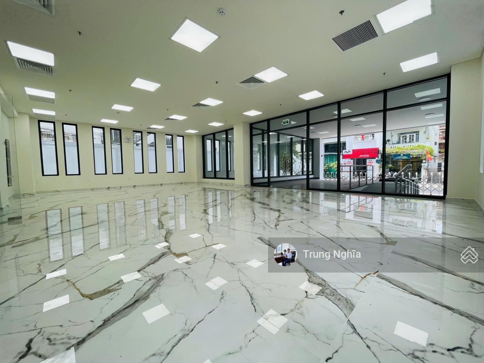 Tòa nhà 2 mặt tiền đường khu cộng hòa diện tích: 9x20m hầm 5 tầng cho thuê