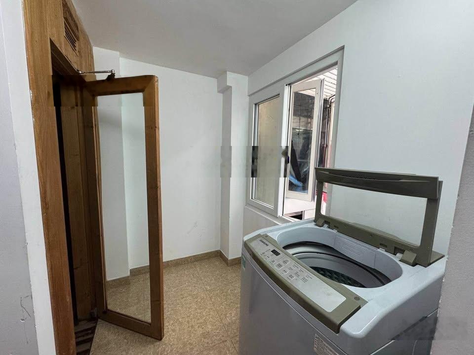 Cho thuê nhà NC MT Lê Văn Sỹ - Trệt + 4 Lầu Sân + Thượng - DT: 4x20