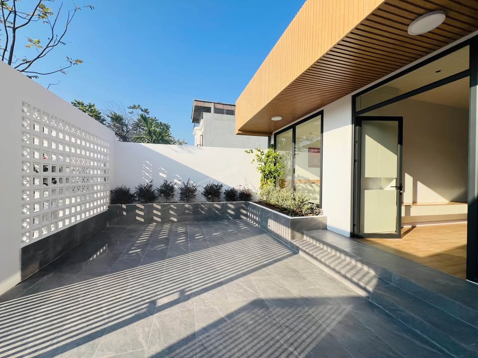 Nhà cấp 4 full nội thất mới, 138,75m², hướng tây nam