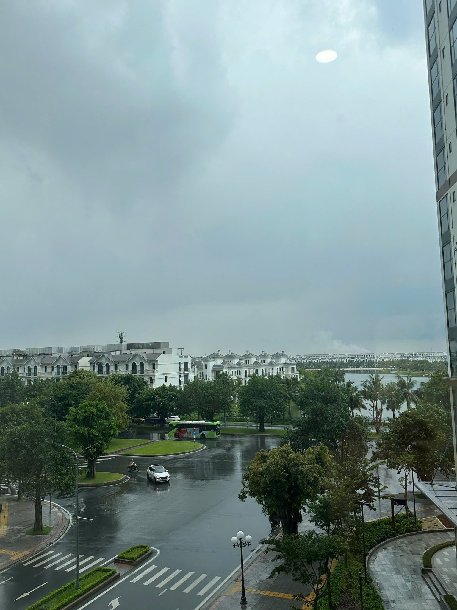 Bán nhanh căn góc tại tầng 05, tòa H2, dự án Masteri