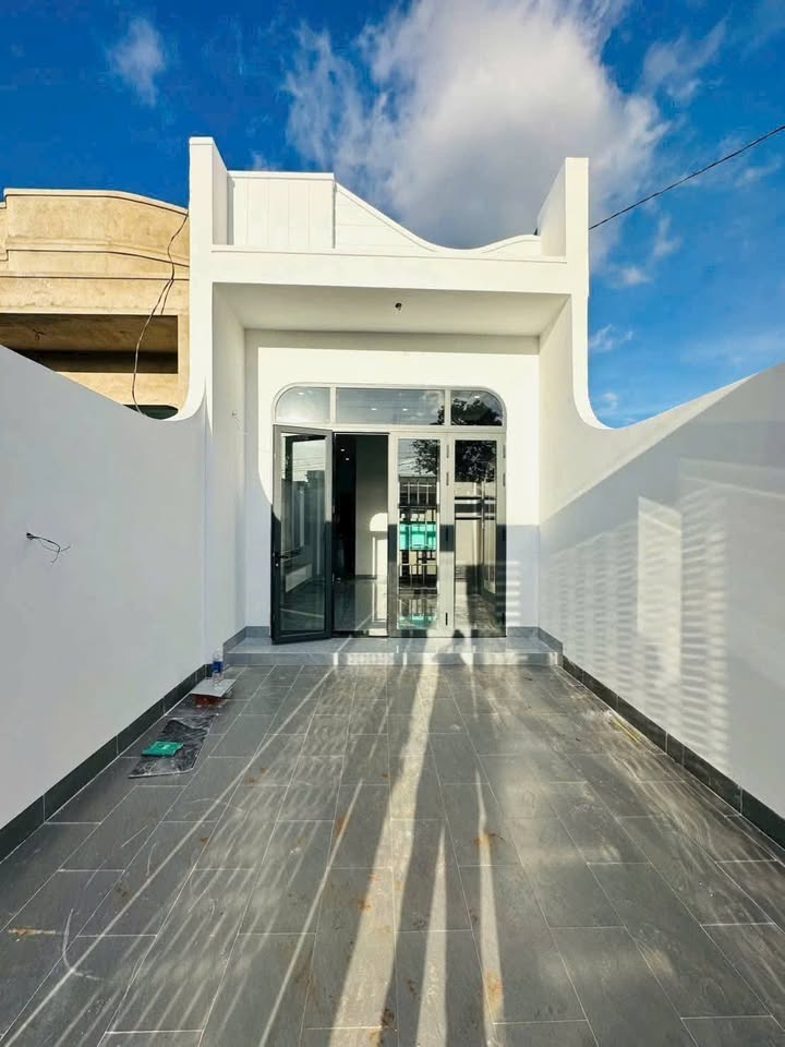 Nhà cấp 4 ấm cúng, hẻm Âu Cơ, nơi an yên trở về