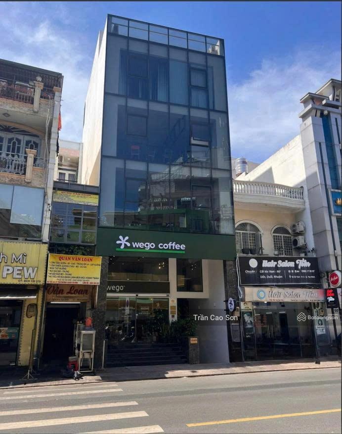 Cho thuê nhà 64 Út Tịch, Tân Bình. DT: 8x8m hầm 5 tầng (Thang máy) 65tr/th TL. LHCC 0908569794 Sơn