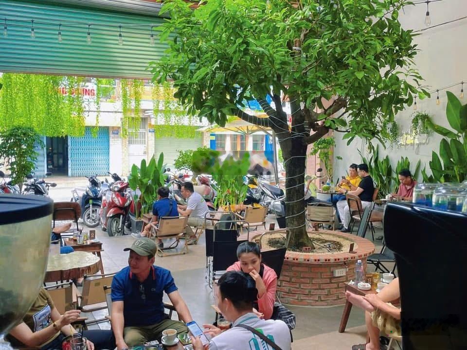 Cho thuê căn góc 2MT phù hợp KD cafe kết hợp sạc xe, showroom hoặc các ngành nghề khác