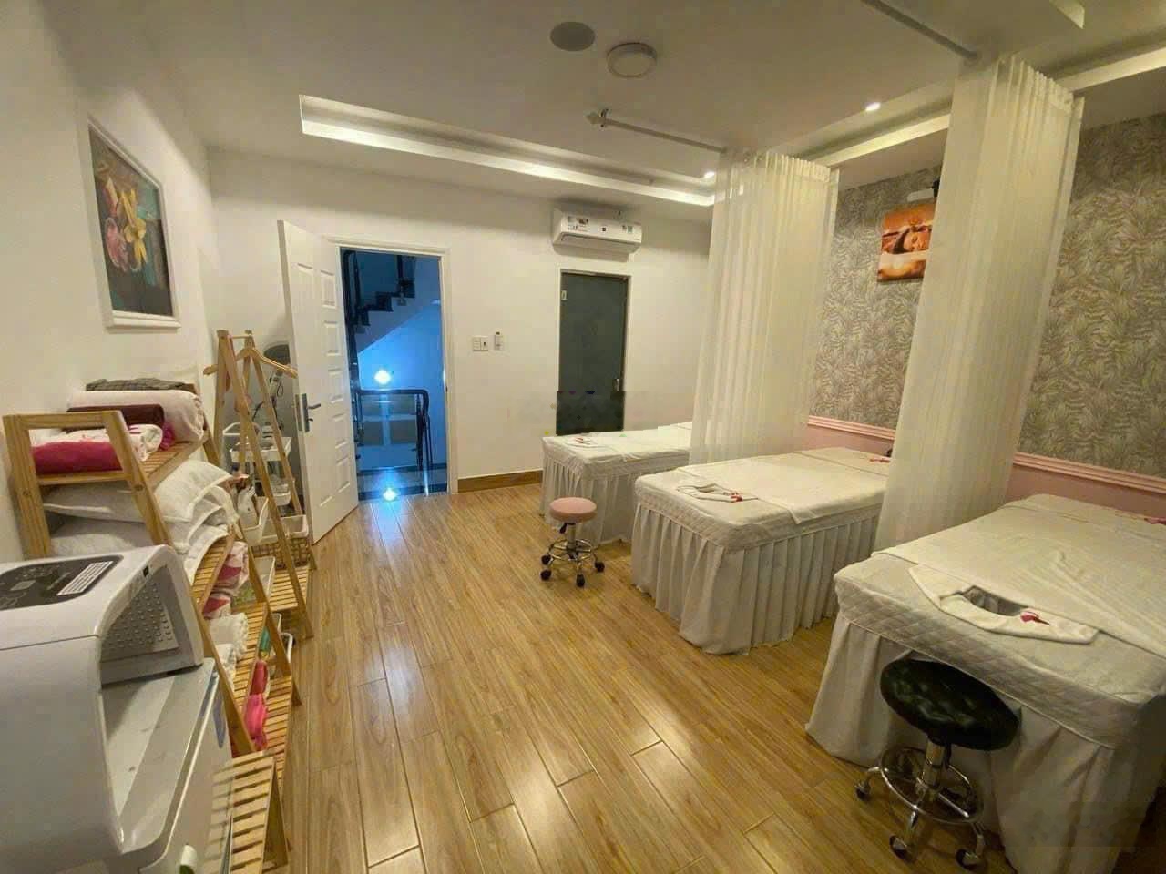 Cho thuê nhà hẻm xe hơi 491 Nguyễn Đình Chiểu, Phường 2, Quận 3