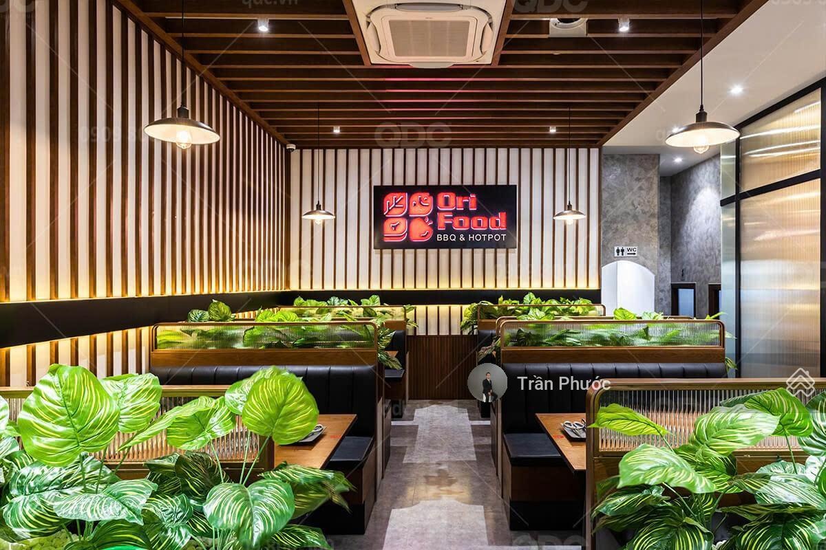 Nhà mặt tiền 351 Lê Văn Sỹ P. 1 Quận Tân Bình, Diện tích: 8 x 25m Kết cấu: Trệt, 1 lầu trống suốt