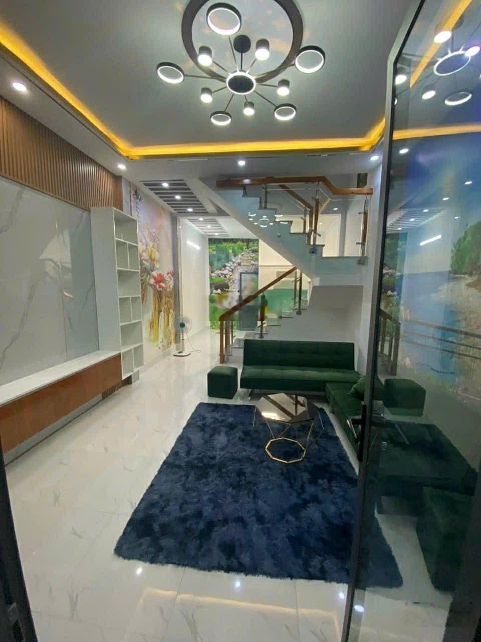 Kẹt tiền Cần bán gấp nhà một trệt một lầu