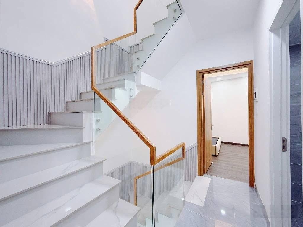 Thanh ly gấp trong tháng nhà HXH Linh Đông, Thủ Đức, giá chỉ 1tỷ9, đang có hđ thuê 7tr/tháng