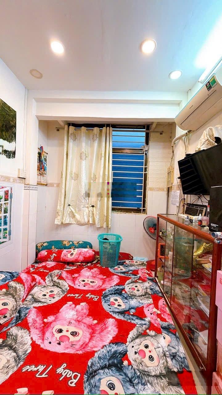 Bán nhà 3 tầng khu dân cư hẻm thông trên trục đường đoàn văn bơ.