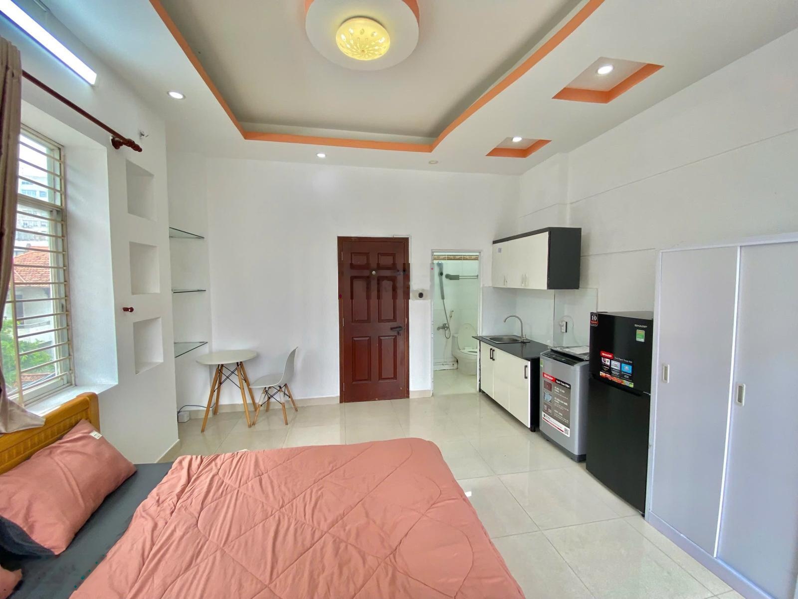 Studio balcony + MGR gần đường Phan Xích Long, Chung cư Miếu Nổi Phú Nhuận giáp Tân Định Quận 1