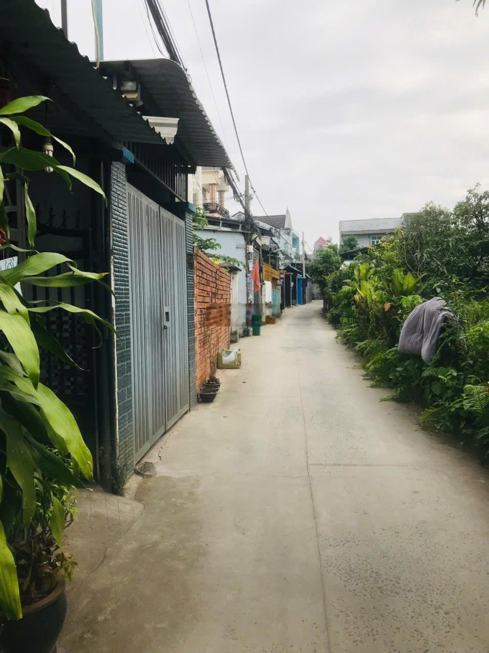 Cho thuê nhà nguyên căn 2PN, 1WC, 60m2, giá 6 triệu tại Hẻm 1069, TL 43, Bình Chiểu, Thủ Đức, HCM