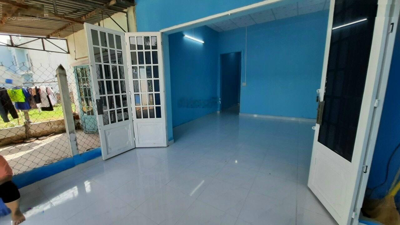 Nhà kiên cố, Tân An Hội, đường Nguyễn Thị Rành, 5x20=100m2, 2 phòng ngủ, sổ riêng, 950tr