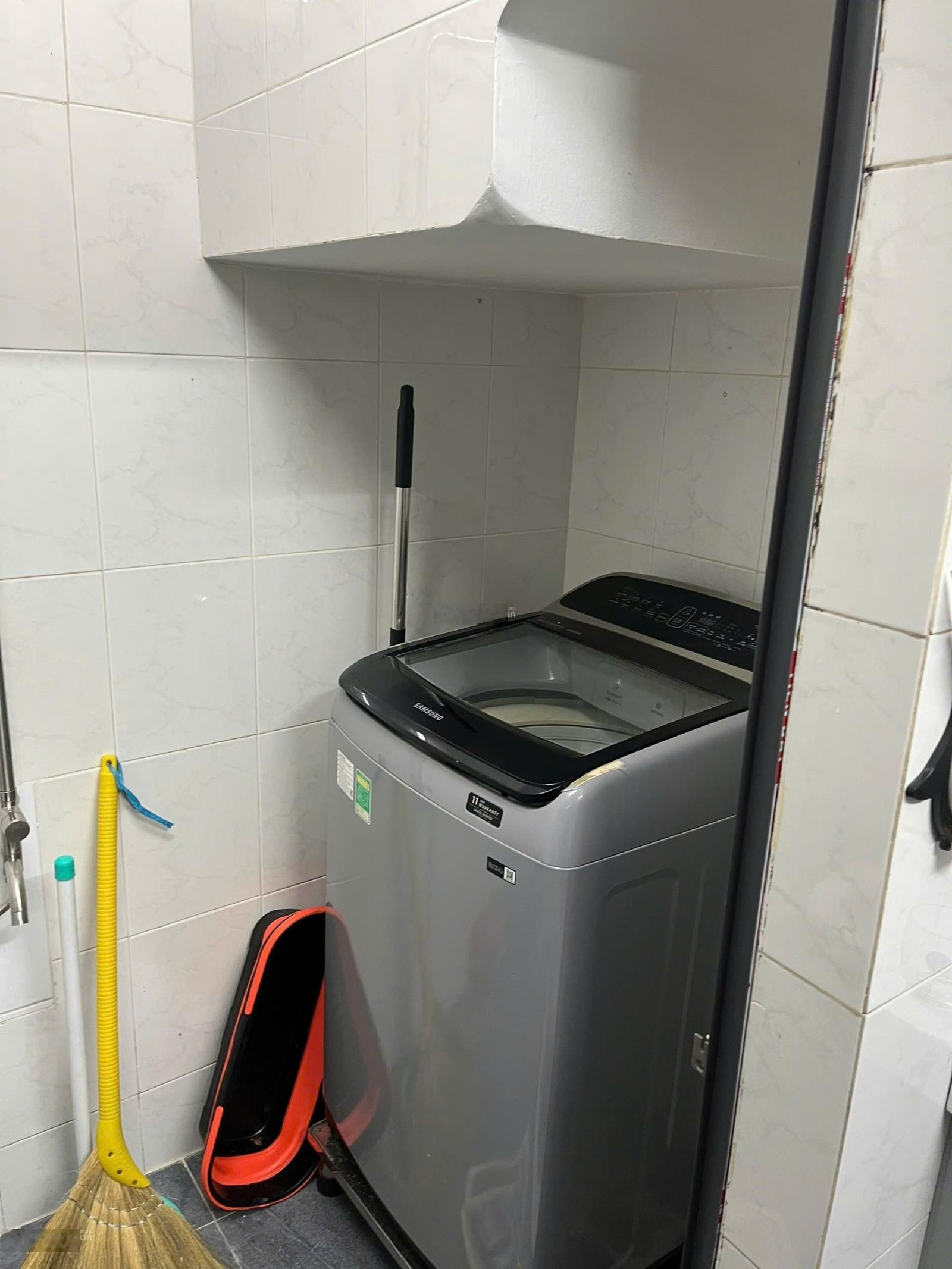 CHO THUÊ NHÀ HẺM 4M ĐƯỜNG NGUYỄN TIỂU LA, Q10 - DT 3,3m x12m, kết cấu 1 trệt, 2 lầu, 2 toilet