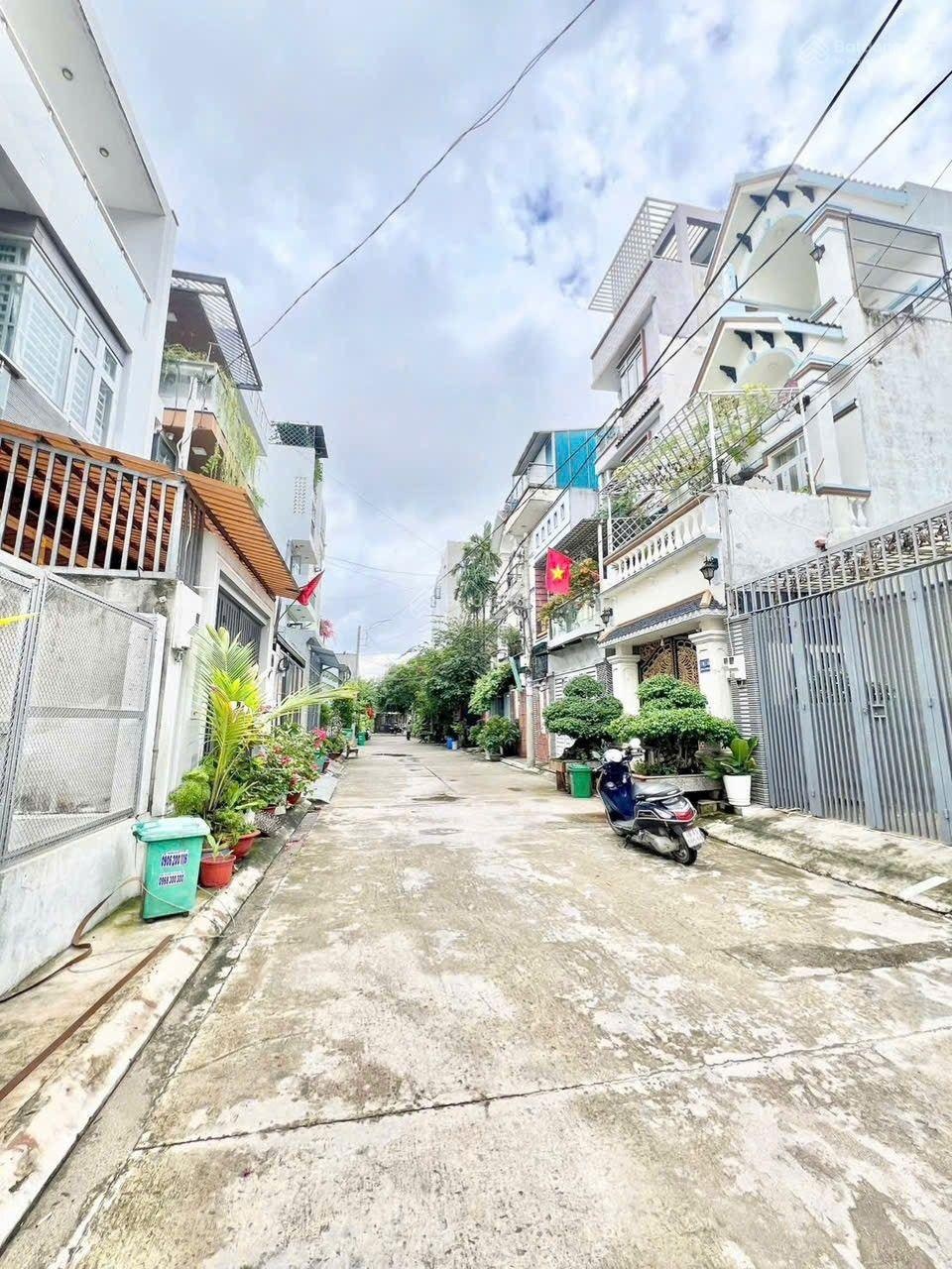 Tôi cần cho thuê nhà hẻm 140 vườn lài. An phú đông. Quận 12 chỉ 10tr/ tháng