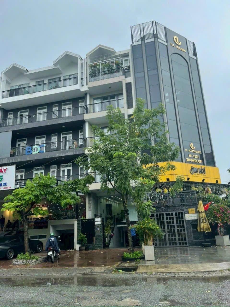 Cho thuê Nhà Mặt Phố Đường D4 KDC Him Lam Q7- Nhà 6Tầng ( Giá 50tr/th)