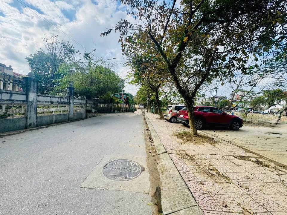 Đất nền kiệt ô tô Hải Triều 62m2, mặt tiền 5.2m, hướng Đông Nam giá tốt