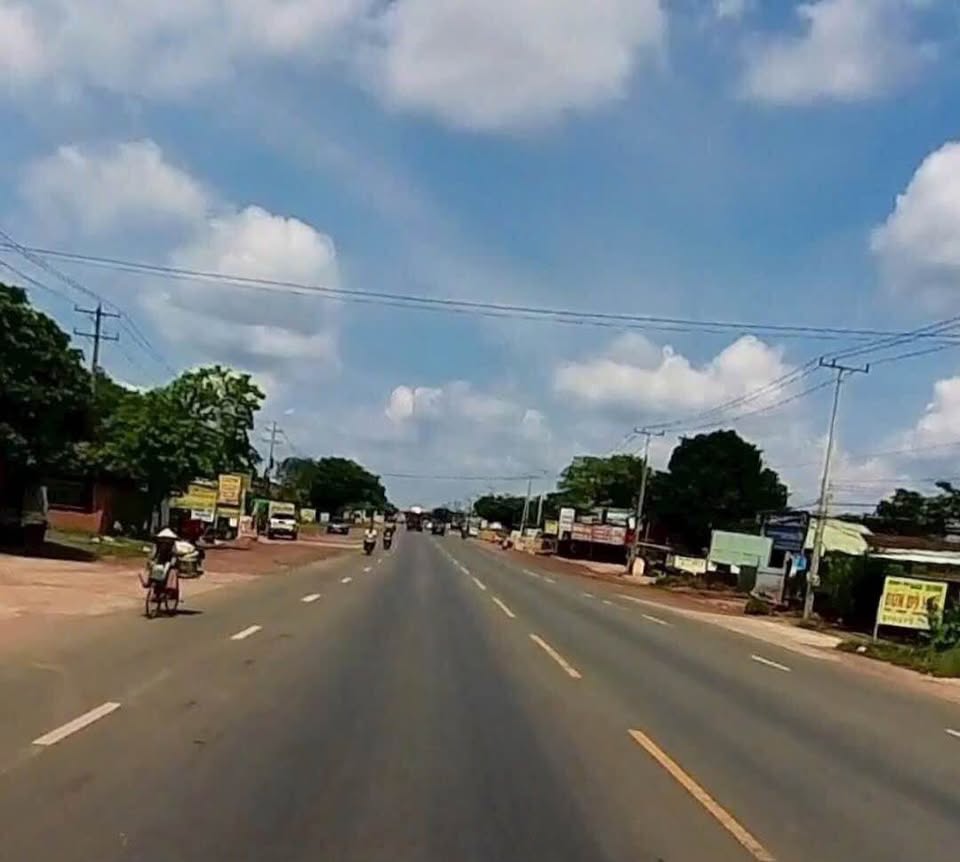 Mặt tiền quốc lộ 14 - diện tích lớn, giá hời