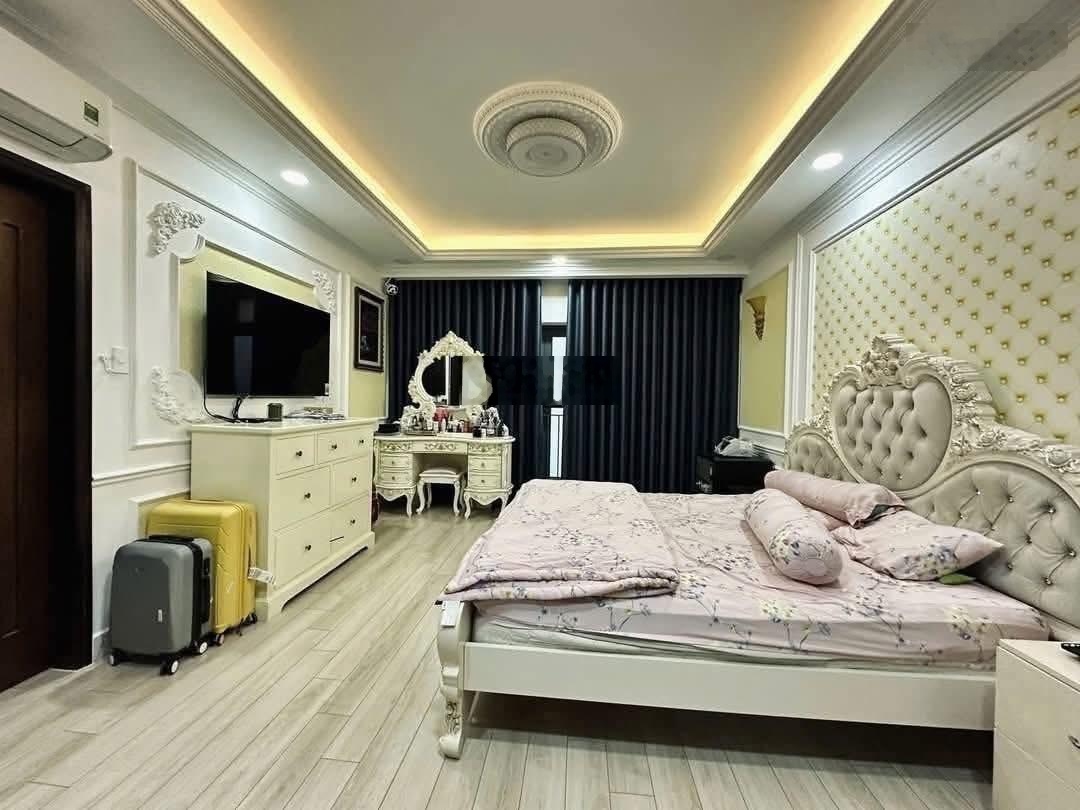 Phú nhuận- đặng văn ngữ p.14 - biệt thự 7 tầng btct - đường trải nhựa 8m - giá chỉ 2ty99