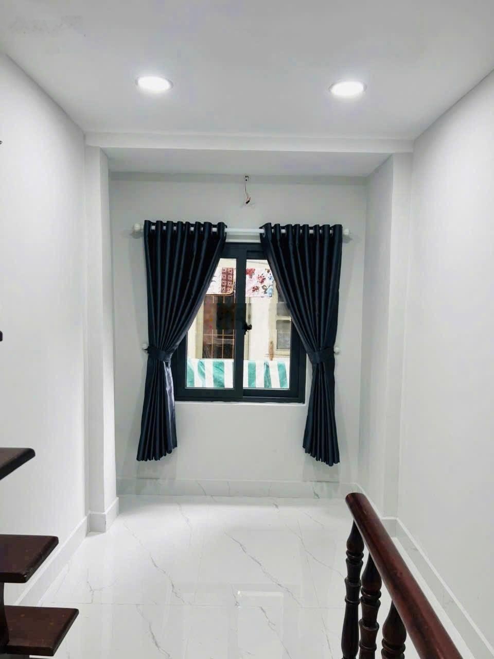 Cách Mạng Tháng Tám, P.11, Quận 3, chỉ 1,9 tỷ