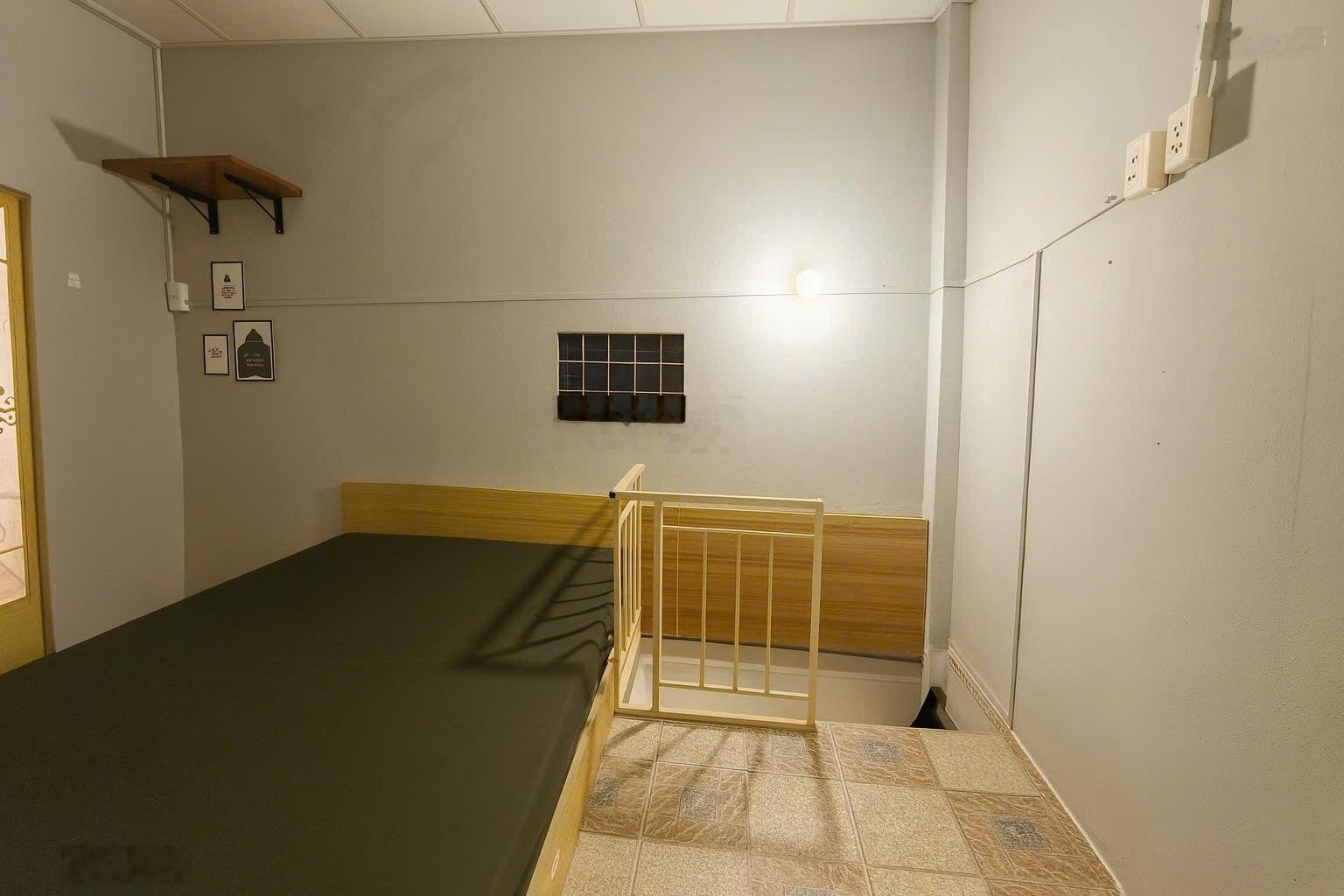 Cho thuê nhà nhỏ nguyên căn nguyễn văn đậu 7tr5 chốt