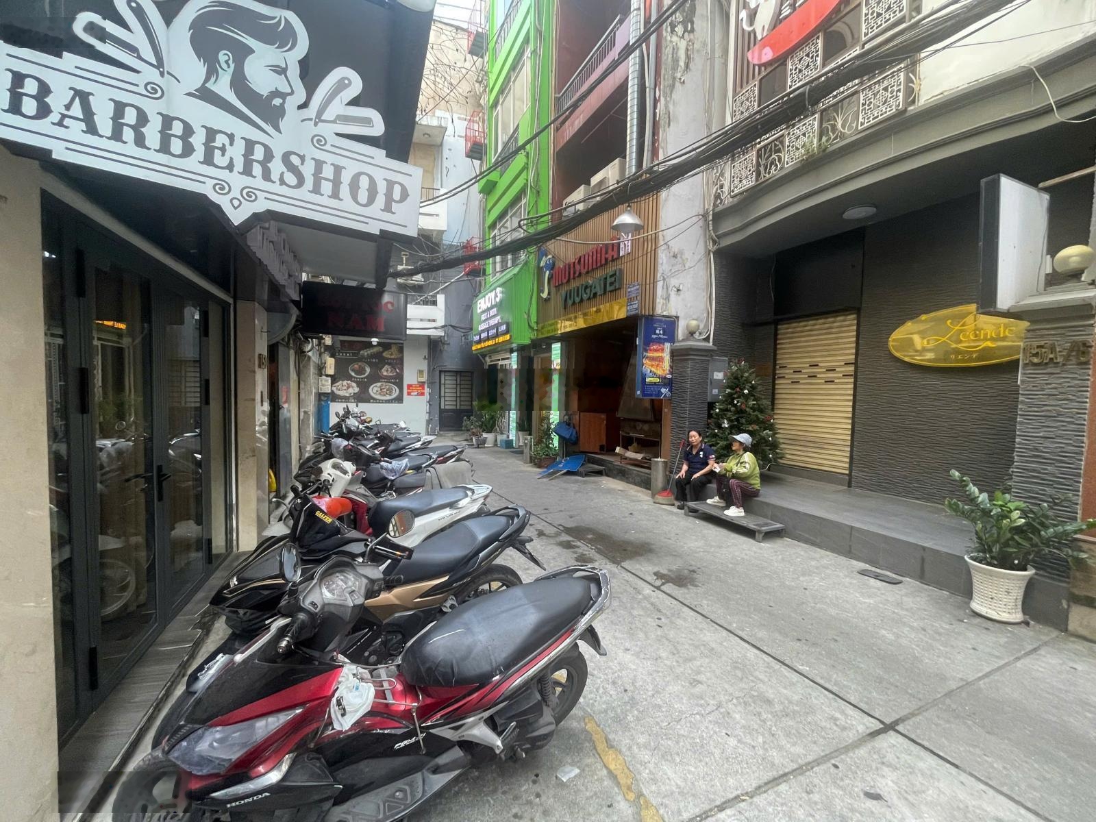 Siêu đẹp ngay Phố Nhật nổi tiếng ngay mặt tiền đường Lê Thánh Tôn P. Bến Nghé Quận 1