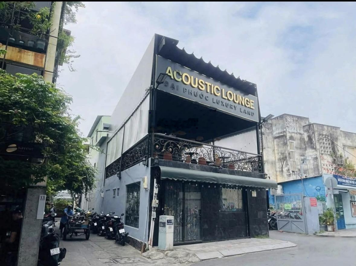 Cho thuê nhà 3 mặt tiền Q.1 P. Tân Định Nguyễn Văn Nguyễn 6.8x18m Trệt 1 Lầu 80tr