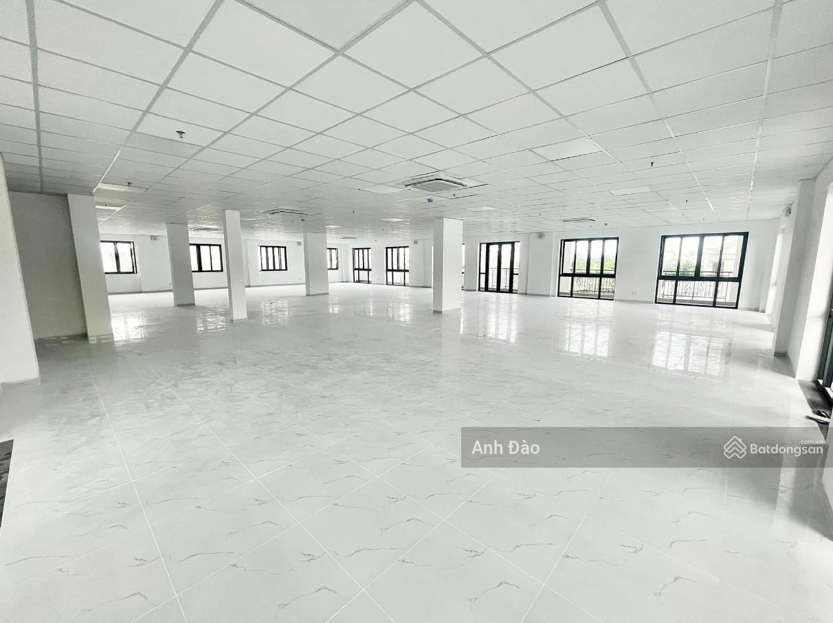 Chính chủ cần cho thuê nhà góc 2 MT Đường Ba Tháng Hai, Phường 12, Quận 10