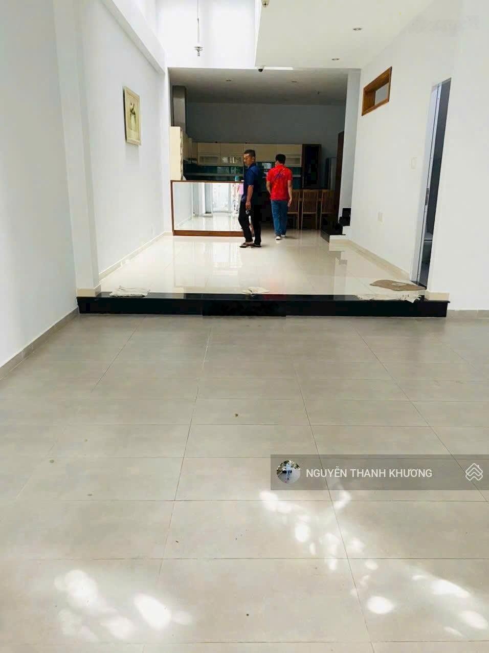 Cho thuê nhà HXH đường Phan Văn Trị P5 ngay siêu thị Emart Phạm Văn Đồng