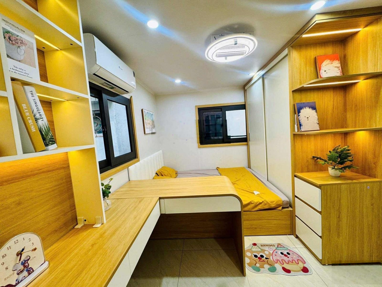 Bán Nhà riêng tại Phố Bạch Mai, 3,96 tỷ, 17m2, 2PN, 2WC