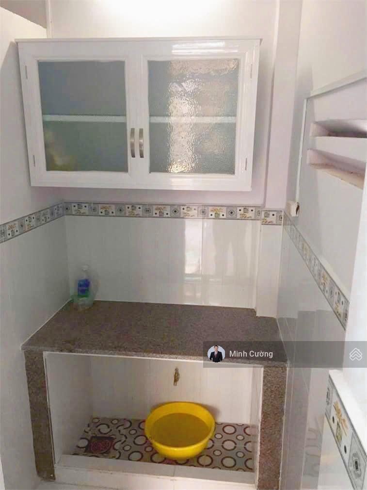 Hiếm, Lý Thường Kiệt, Gò Vấp, gần BV175, 20m2, 3 tầng BTCT 3PN, Cách MT 10m, chỉ 1.99tỷ TL