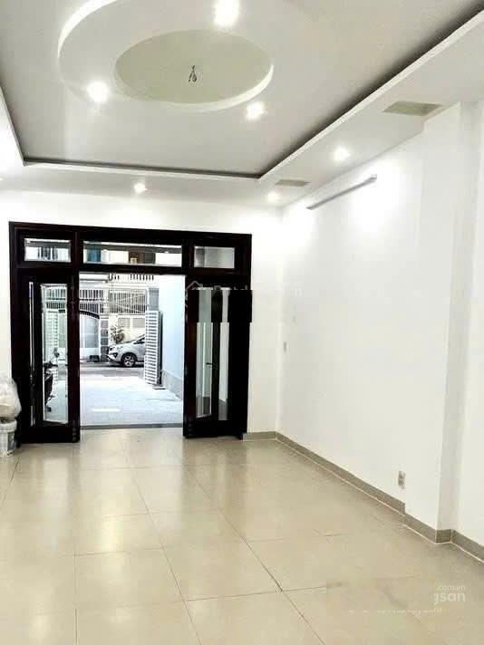 Cho thuê nhà mặt tiền Sông Thao Tân Bình.DT 4x30m, 1 trệt, 3 lầu, sân thượng