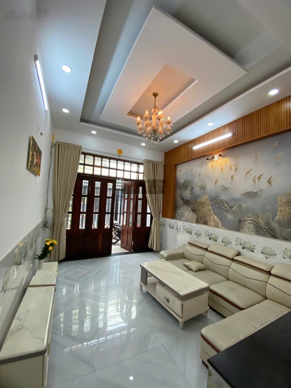 Cho thuê NR 4PN, 3WC, 180m2 tại Quang Trung, Gò Vấp, giá siêu hời 13 triệu VND