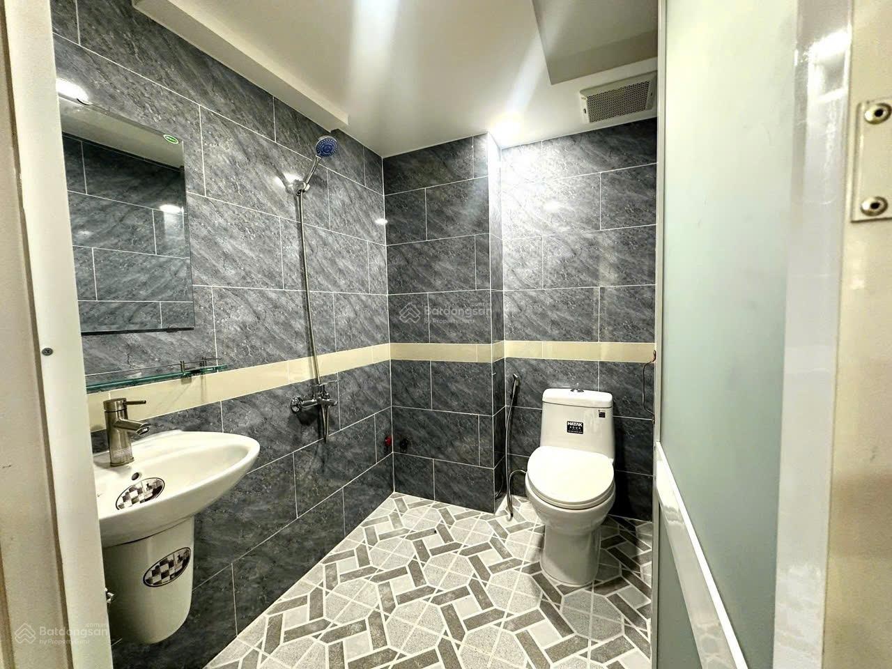 Cho thuê phòng trọ quận 7, gần khu chế xuất Tân Thuận, phòng mới sạch sẽ.