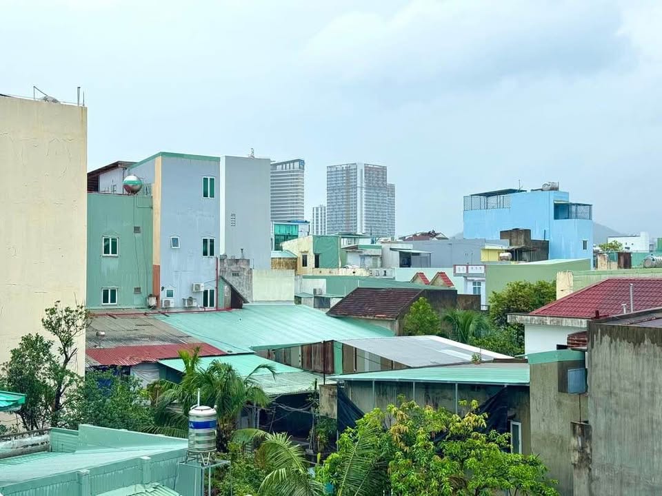 Căn góc hẻm Thanh Niên, 3 tầng, 3 phòng ngủ, 3,19 tỷ