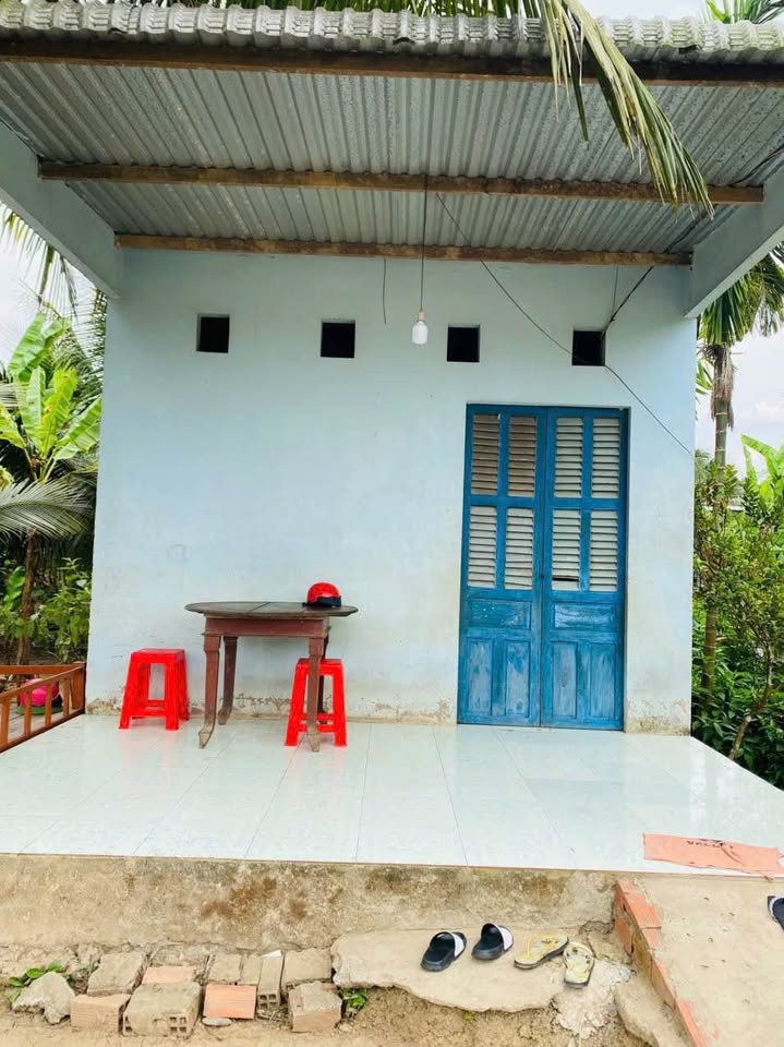 Bến Tre - Nhà vườn 876m2 giáp rạch, giảm sốc 590 triệu chốt ngay 530 triệu