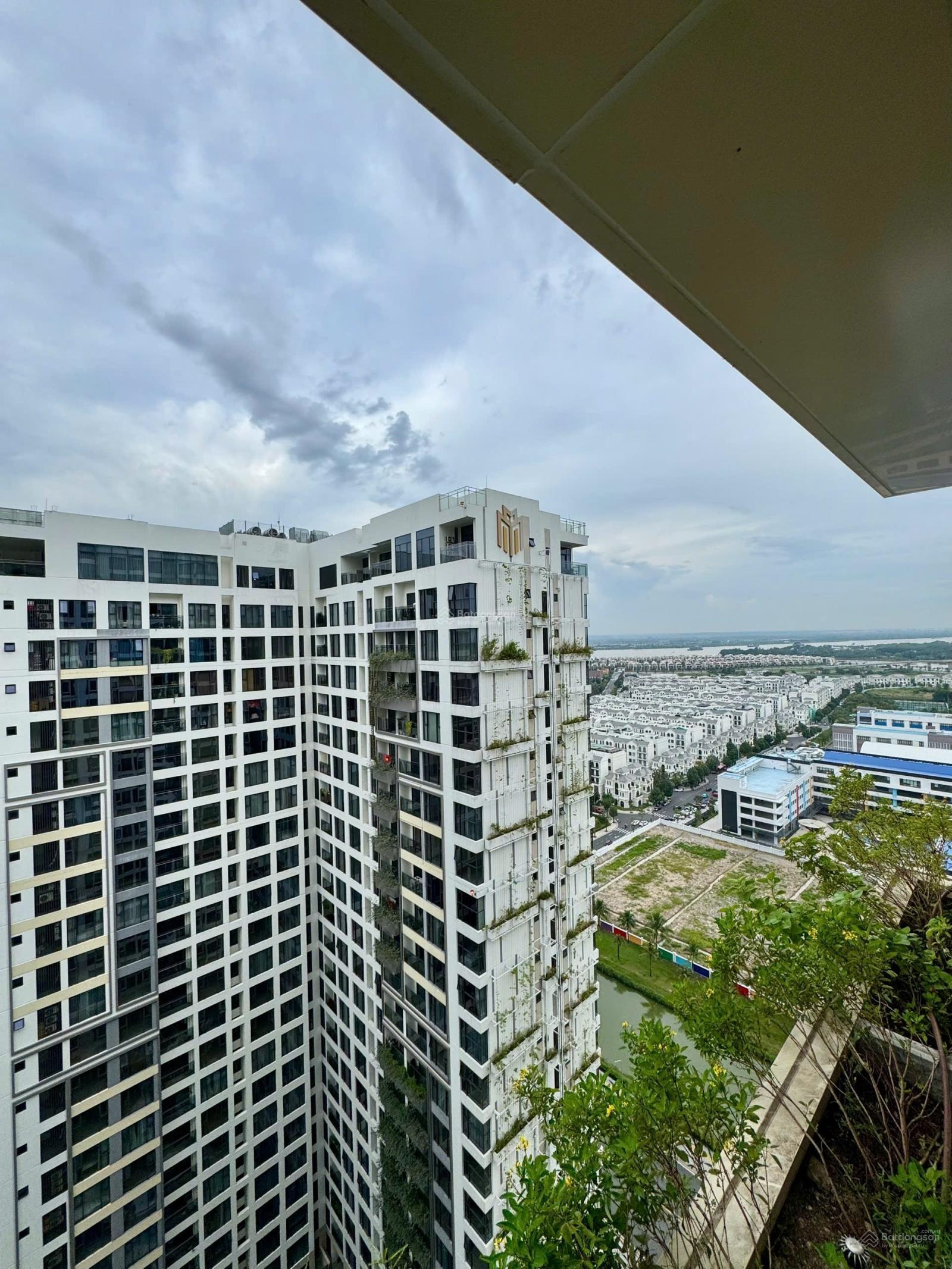 Cho thuê 2PN 55m2, views 36ha, giá cực tốt 7,5tr tại khu cao cấp riêng tư - an ninh Lumiere Vin Q9