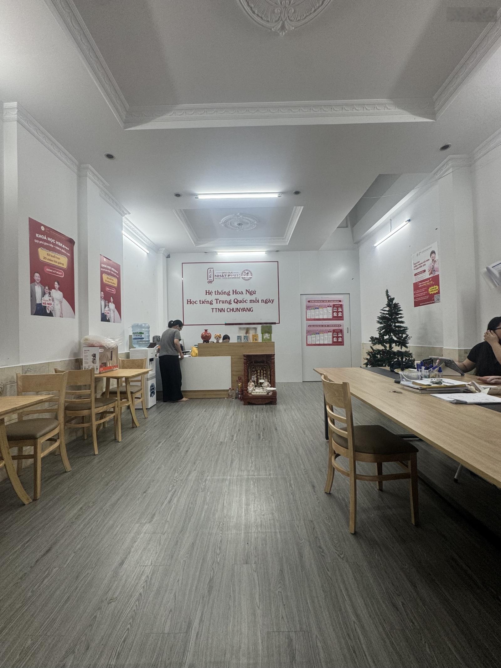 Cho thuê nhà nguyên căn 3 lầu làm văn phòng giá 30tr/th tại khu đô thị Him Lam Kênh Tẻ