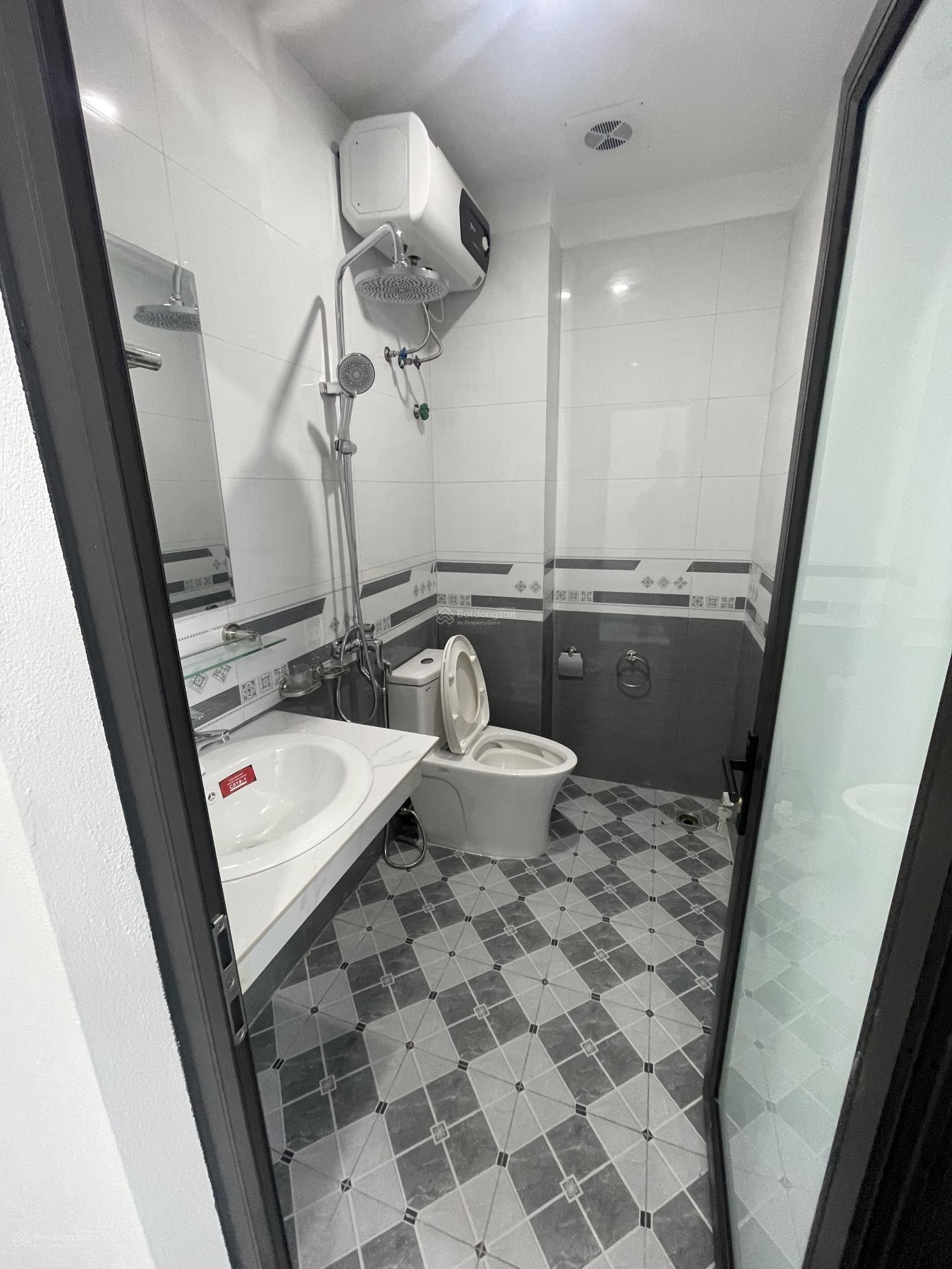 Bán nhà 5Tx32m2, sổ đỏ chính chủ, Phố An Thắng Biên Giang, 300m QL6 đang mở rộng, giá 3,45 tỷ