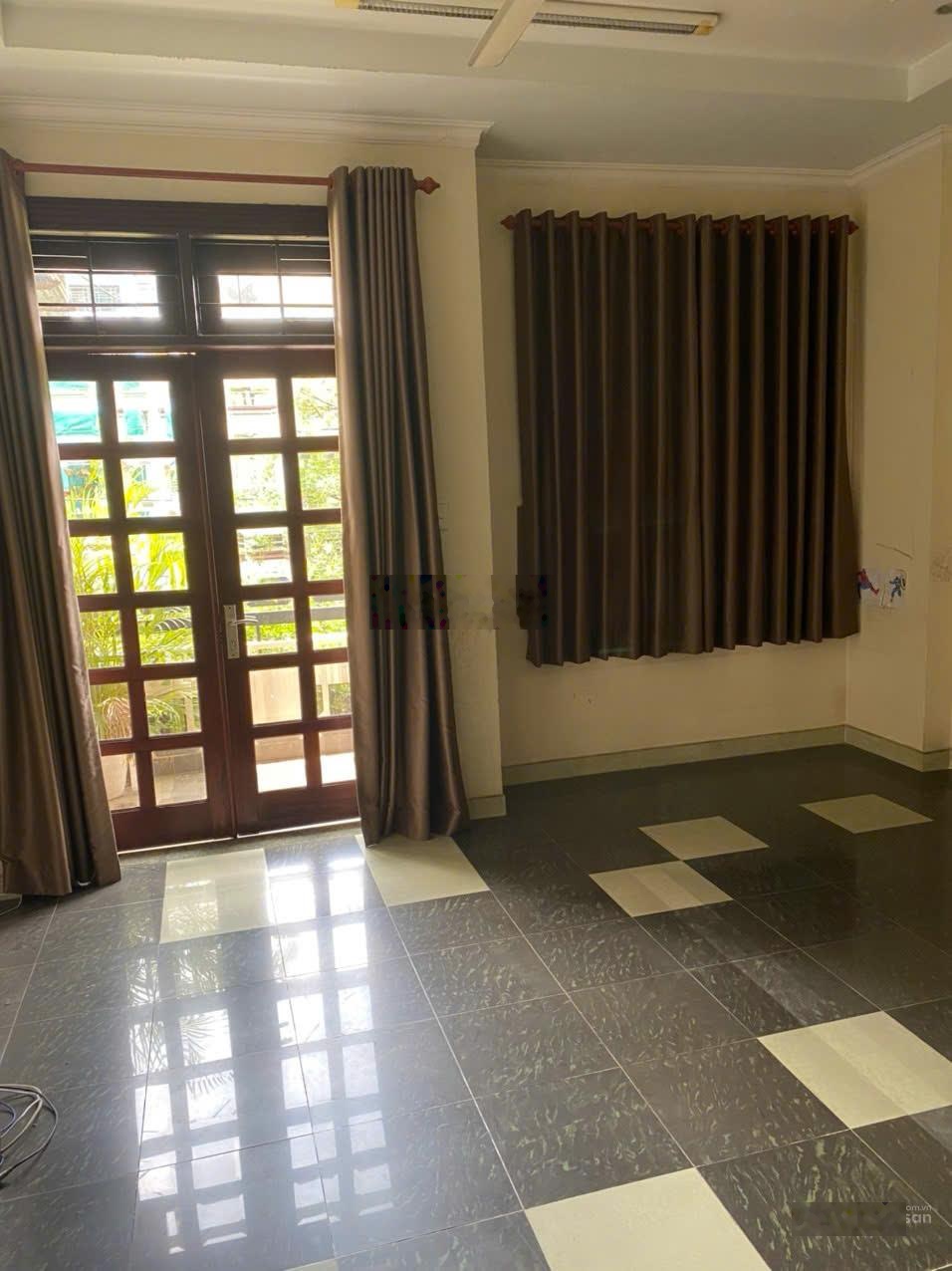 Cho thuê nhà hẻm xe tải dương quảng hàm, p6 - gò vấp (5*20m) 3 lầu- 4pn-5wc.