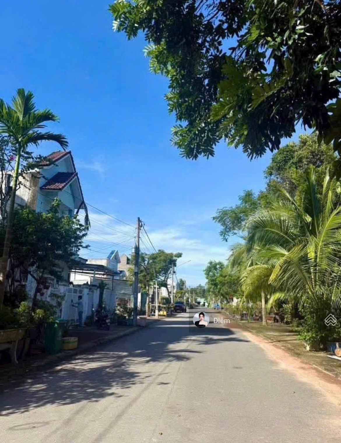 Chủ kẹt cần bán nhanh lô đất Đ.Tỉnh Lộ 8 - Tân An Hội. DT 120m2 giá 840 triệu sổ hồng riêng