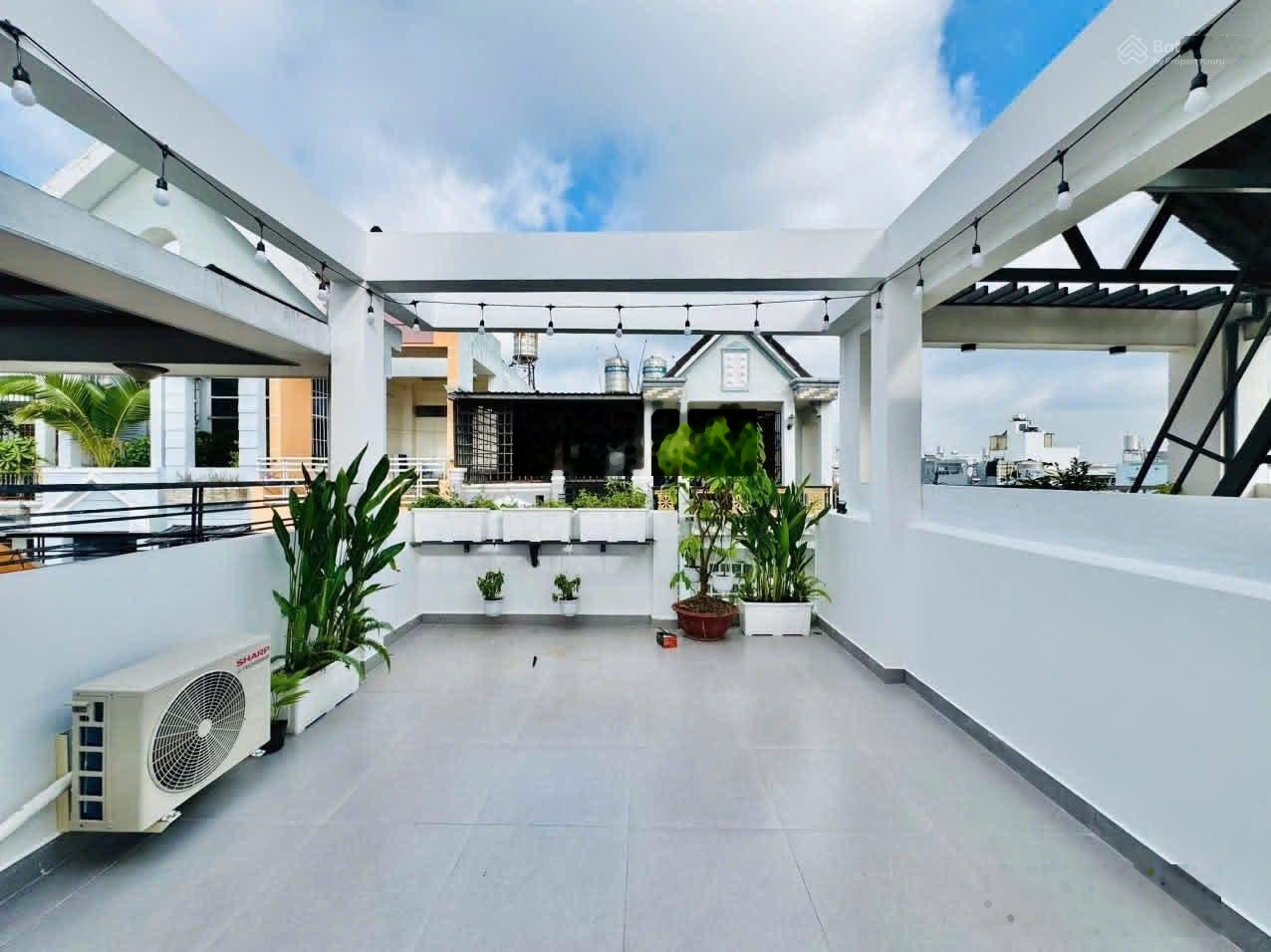 SỐC! Nhà Hoàng Sa - Q3 - giá chỉ 1,7 tỷ - trung tâm k có căn thứ 2