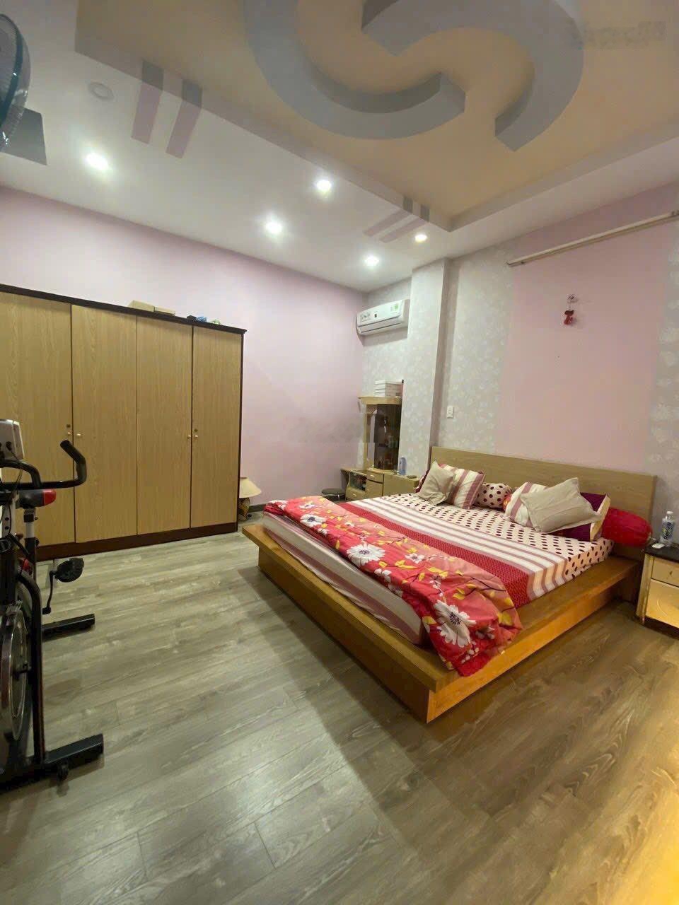 Nhà ngay cầu chữ Y Đường Nguyễn Biểu, Phường 1, Quận 5, Hồ Chí Minh, 2,3 tỷ, 64,9 m2 - GIÁ 2TỶ3